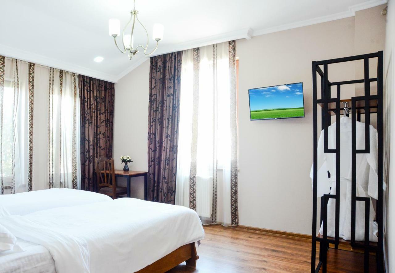 Bellis Hotell Tbilisi Eksteriør bilde