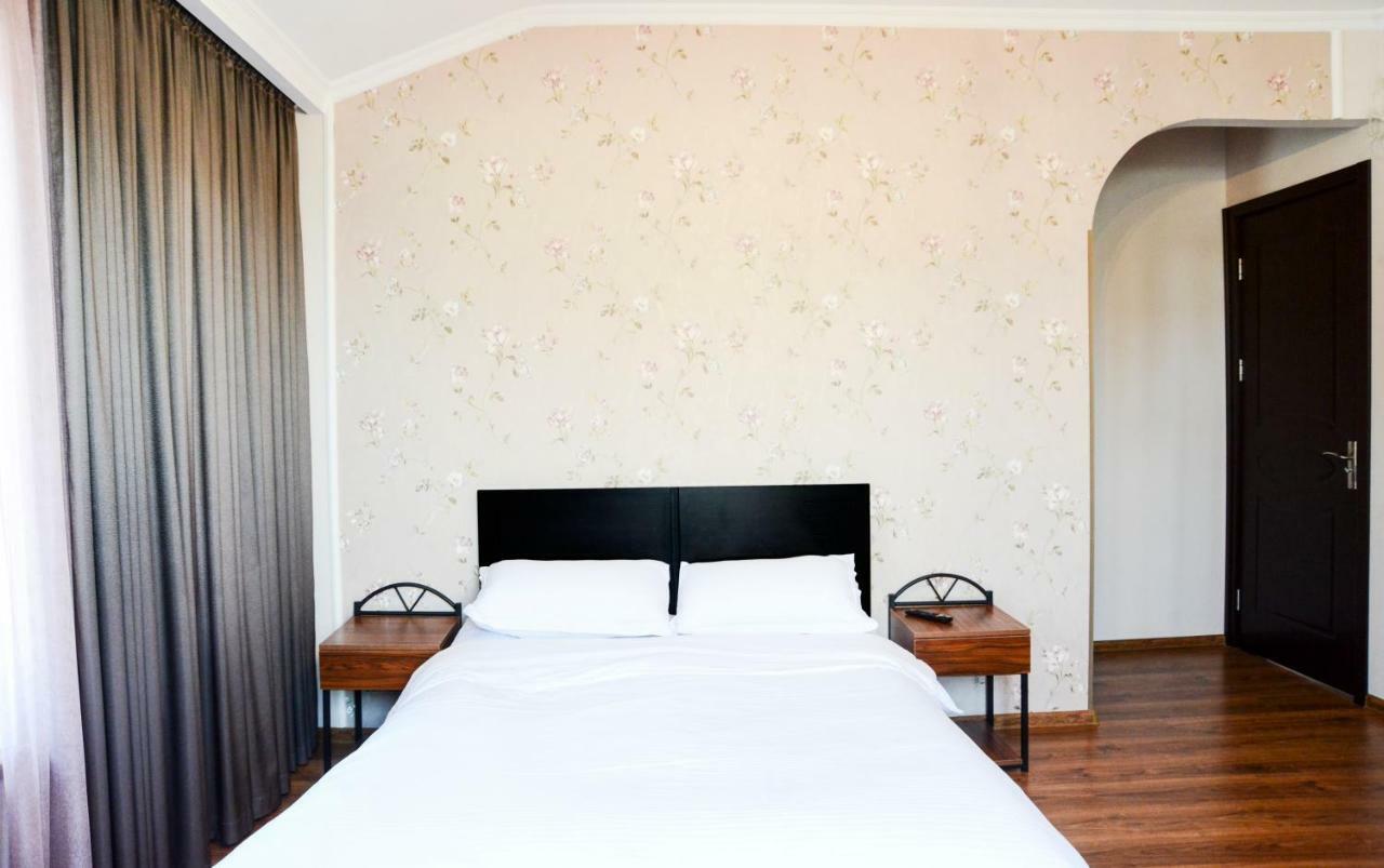 Bellis Hotell Tbilisi Eksteriør bilde