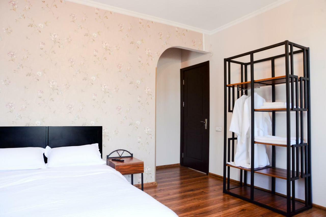 Bellis Hotell Tbilisi Eksteriør bilde
